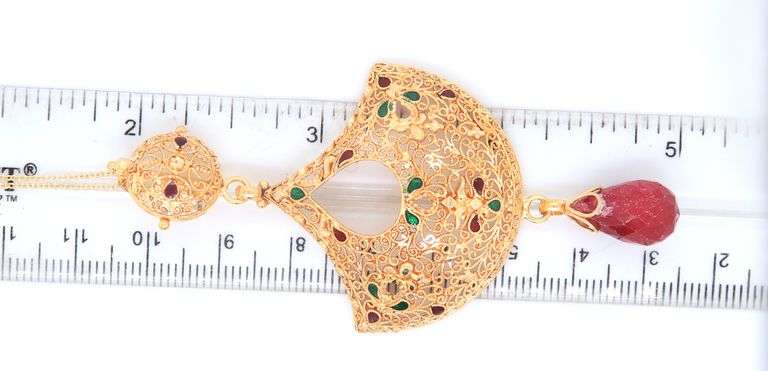 Remarkable 21kt Red and Green Enamel Pendant on Chain with Matching Dangle Earrings