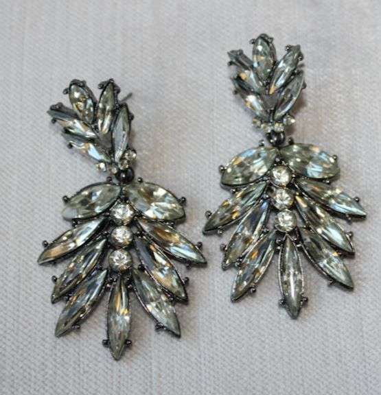 A Very Sexy  Fashion  Design Earrings