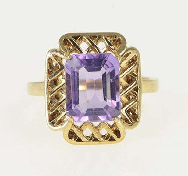 14K Yellow Gold Emerald Cut Amethyst Lattice Filigree Ring