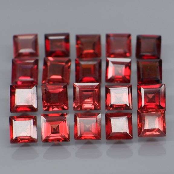 Lovely 8.20ct square cut cherry red Garnet set