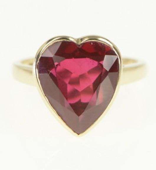 10K Yellow Gold 1940's Heart Syn. Ruby Statement Ring