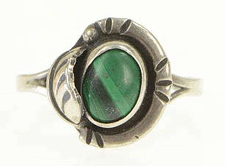 Sterling Silver Taxco Malachite Cabochon Leaf Statement Ring