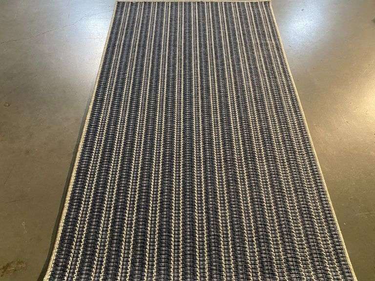 Indoor Outdoor Rug 3x5