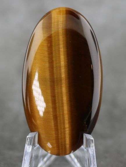 Mezmerizing 43.57ct Tigers Eye cabochon