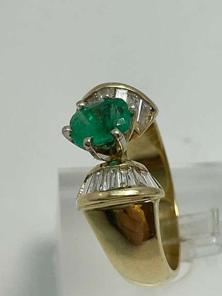 CERTIFIED 14K YELLOW GOLD DIAMOND AND EMERALD RING