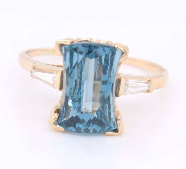 Favorite Yellow Gold Blue Spinel and Baguette Diamond Cocktail Ring