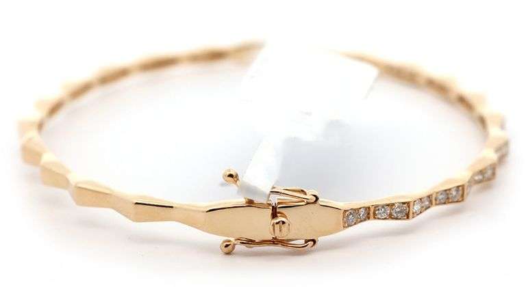 New 0.59ctw Diamond Wavy Bangle Bracelet in 14K