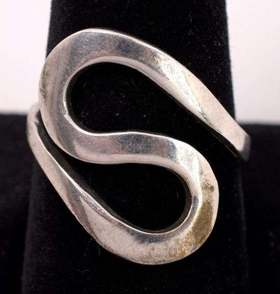 Sterling Silver Wavy Band Ring