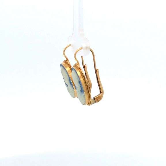 18K Yellow Gold Vintage Wedgwood Portrait Oval Dangle Earrings
