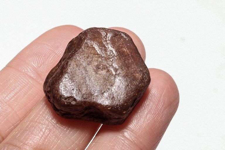 Unheated 118ct collectors uncut Ruby