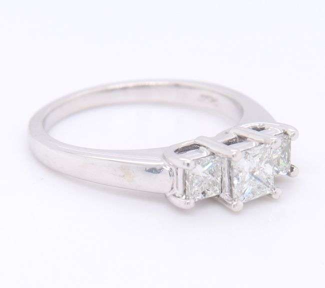 Optimal White Gold 1ctw Princess Cut Three Stone Ring
