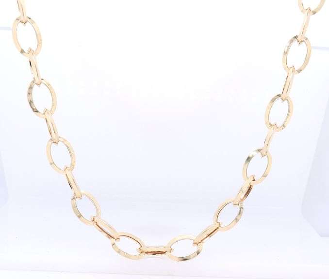 Elegant Yellow Gold oval Link Chain Necklace