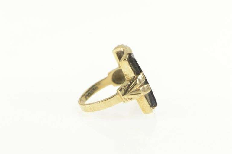 10K Yellow Gold Squared Black Onyx Retro Classic Statement Ring