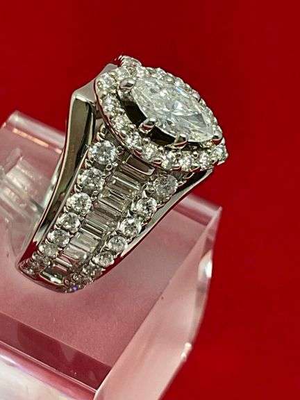 CERTIFIED NEW LADIES 14K WHITE GOLD AND DIAMOND RING