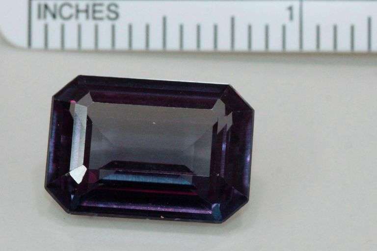 Colorful Alexandrite - 17.18 cts.