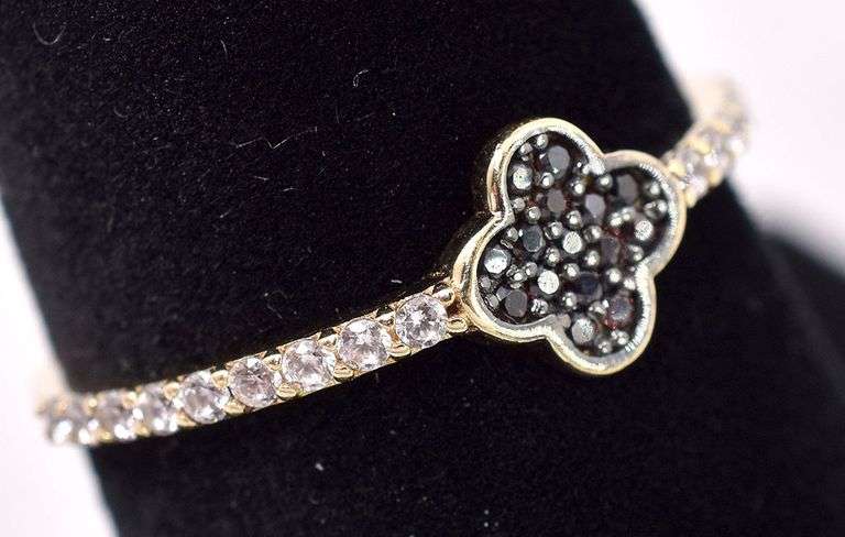 Amazing 14K Yellow Gold Garnet and Diamond Ring