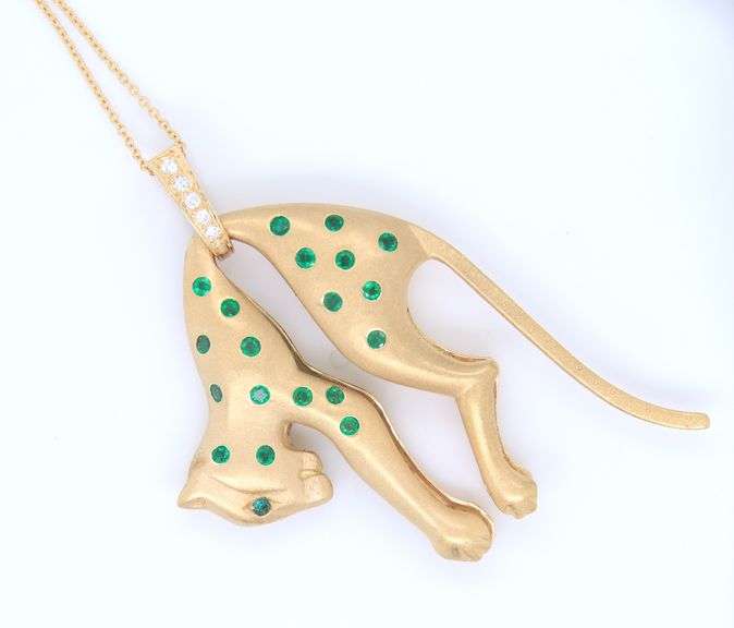 Incredible Yellow Gold Diamond and Emerald Hanging Double Sided Panther Pendant on Chain