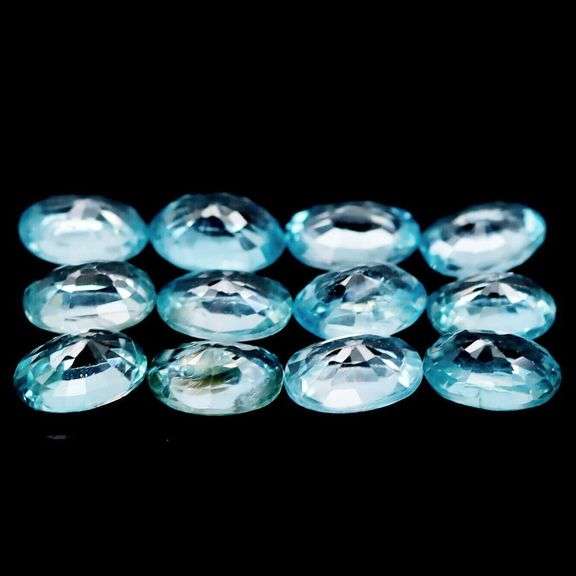 Vibrant blue! 8.26ct 12pc Cambodian Zircon set