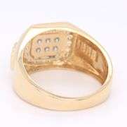 Gent's Yellow Gold approximate 0.70ctw Diamond Ring