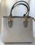 Fine Leather Bag with Designer look