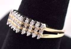 Sparkling Yellow Gold Diamond Ring