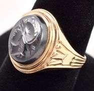 Superb Yellow Gold Hematite Cameo Ring
