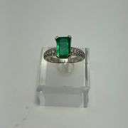 CERTIFIED 14K WHITE GOLD DIAMOND AND EMERALD RING