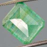 Excellent 2.89ct bright green Zambian Emerald