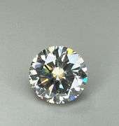 Sparkling 5 Ct VVs1 E-F Fire Moissanite Solitaire