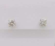 Classic Diamond Stud Earrings in 14k White Gold