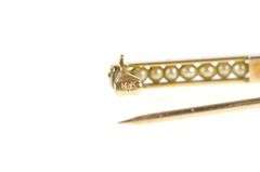 10K Yellow Gold Victorian Seed Pearl Inset Ornate Bar Pin/Brooch