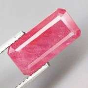 Rare! 3.86ct reddish pink Sapphire