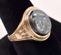 Superb Yellow Gold Hematite Cameo Ring