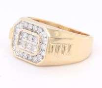Gent's Yellow Gold approximate 0.70ctw Diamond Ring