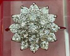 CERTIFIED 14K WHITE GOLD AND DIAMOND CLUSTER RING