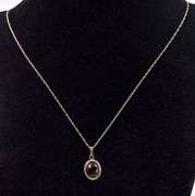 Excellent 14K Yellow Gold Solitaire Garnet Pendant Necklace