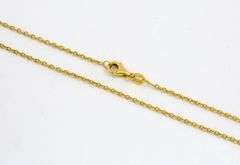 Sturdy 14K Cable Link Pendant Necklace