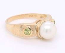 Amazing Yellow Gold Pearl and Bezel Set Peridot Ring