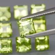 Princess cut unheated! 4.55ct Peridot set