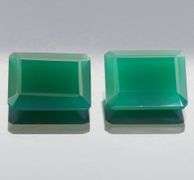 Vibrant 22.44ct mint green Botswana Agate set