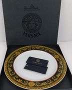 Versace Medusa Dinner Plate with COA & Box