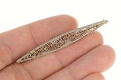 14K Yellow Gold Two Tone Ornate Floral Filigree Curved Bar Pin/Brooch