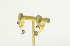 14K Yellow Gold 1960's Sapphire Ornate Grooved Swirl Drop Earrings
