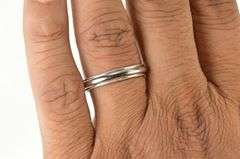 Platinum 4.2mm Classic Milgrain Trim Men's Wedding Band Ring