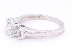 Optimal White Gold 1ctw Princess Cut Three Stone Ring