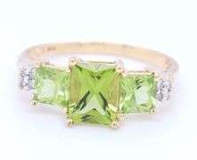 Stunning Yellow Gold 3 Princess Cut Peridot Ring