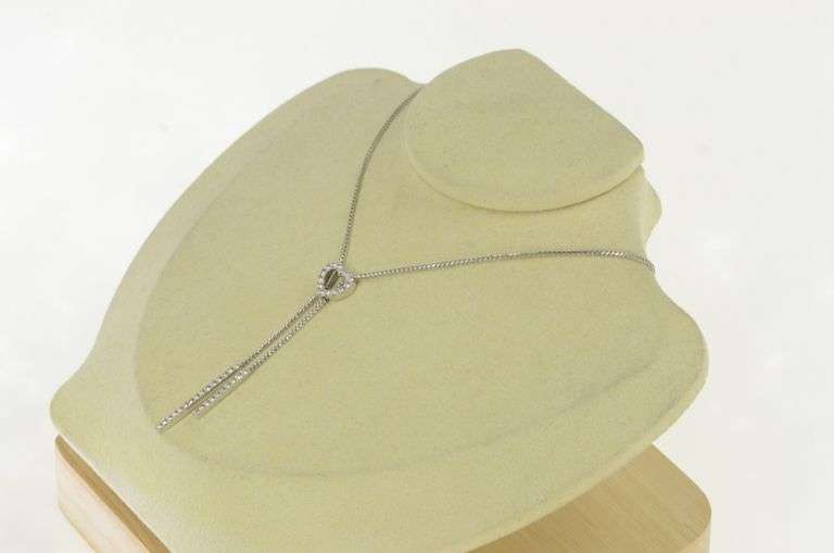 18K White Gold 0.75 Ctw Diamond Heart Lavalier Bar Necklace