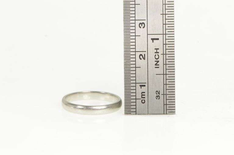 Platinum 3.0mm Vintage Benchmark Wedding Band Ring