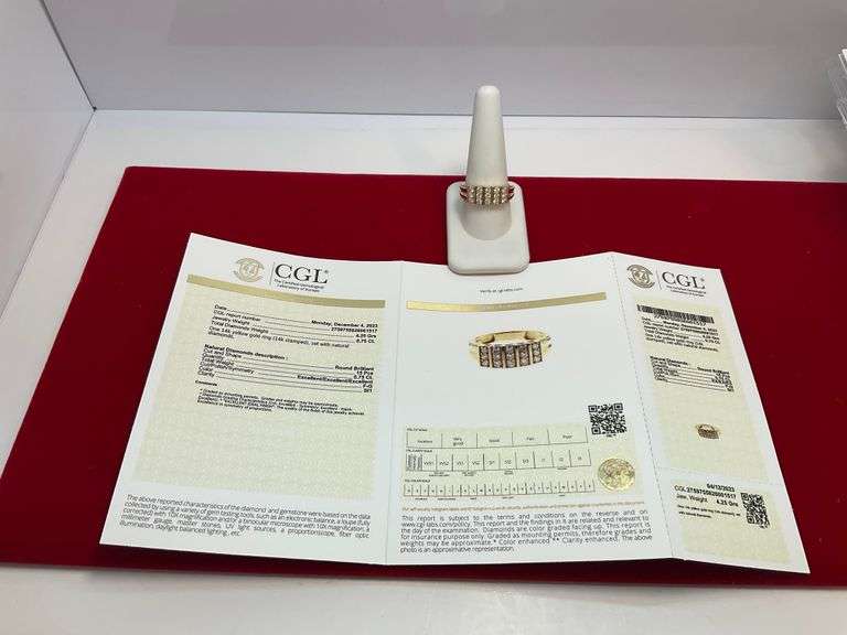 CERTIFIED BRAND NEW 14K GOLD DIAMOND BAND