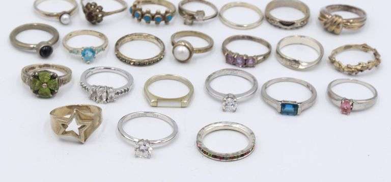 Group lot of vintage 925 sterling silver rings